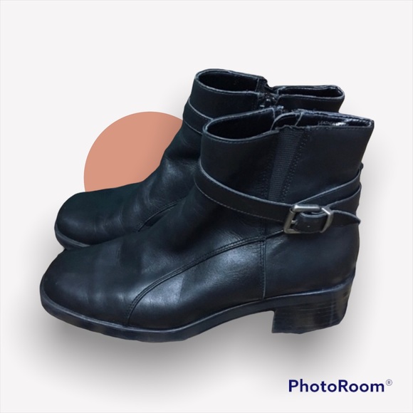 markon Shoes - Markon- Black Ankle Boot- Size 7